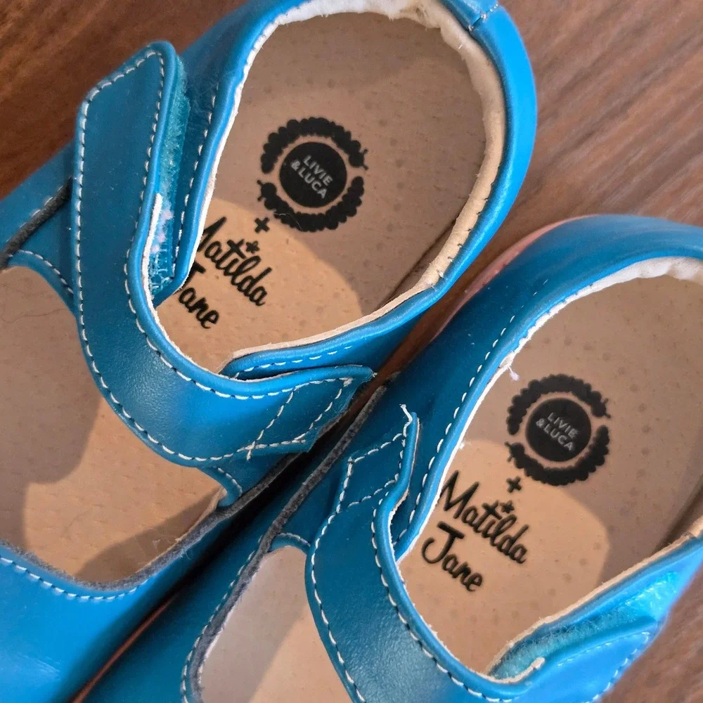 Livie & Luca Matilda Jane Blue Leather Mary Jane Shoes Scallop Heart Girls 9c